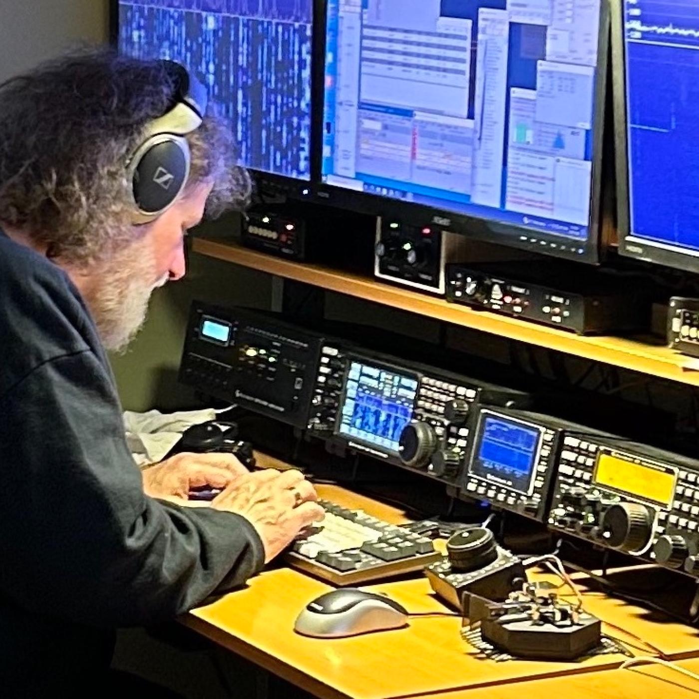 Cover Image OEFEN TEKST MORSE 18WPM